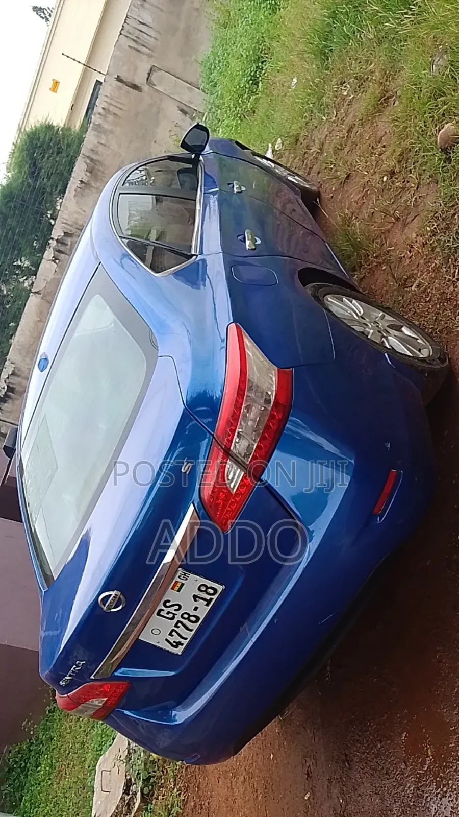 Nissan Sentra S 4dr Sedan (1.8L 4cyl CVT) 2015 Blue