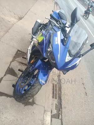 Yamaha 2018 Blue