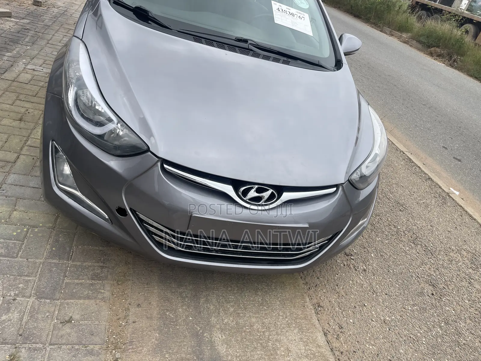Hyundai Elantra Limited 4dr Sedan (1.8L 4cyl 6A) 2015 Silver