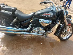 Hyosung 2017 Black
