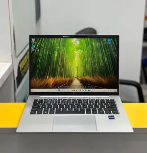 Laptop HP EliteBook 840 G9 16GB Intel Core i5 SSD 256GB