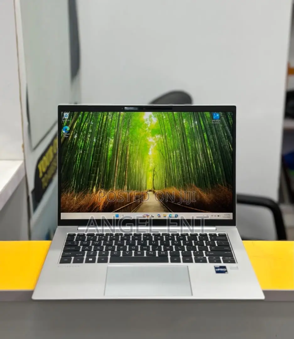 Laptop HP EliteBook 840 G9 16GB Intel Core i5 SSD 256GB
