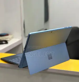 Laptop Microsoft Surface Pro 9 16GB Intel Core i7 SSD 512GB