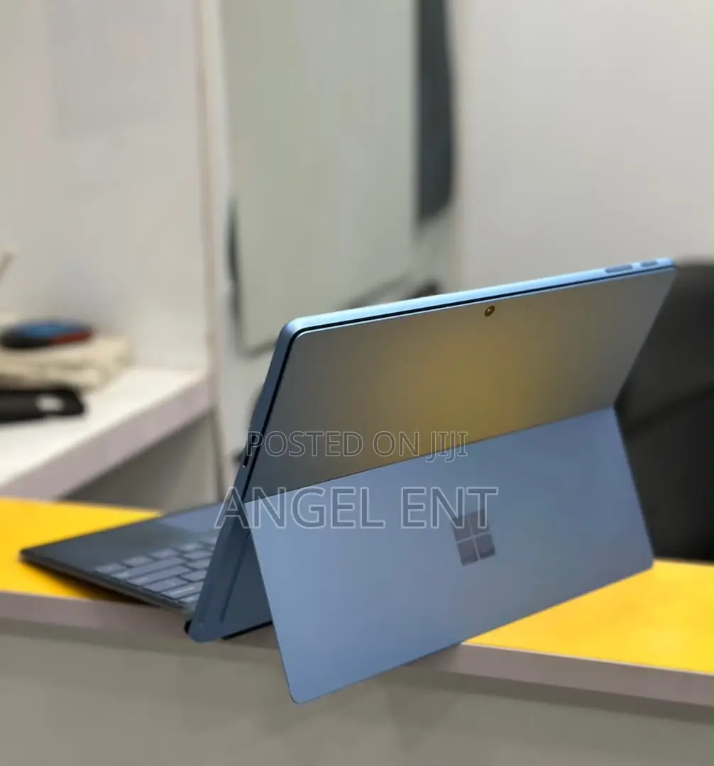 Laptop Microsoft Surface Pro 9 16GB Intel Core i7 SSD 512GB