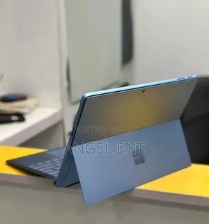 Laptop Microsoft Surface Pro 9 16GB Intel Core i7 SSD 512GB