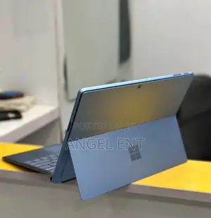 Laptop Microsoft Surface Pro 9 16GB Intel Core i7 SSD 512GB