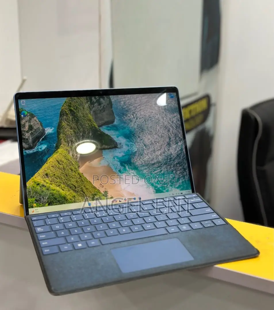 Laptop Microsoft Surface Pro 9 16GB Intel Core i7 SSD 512GB