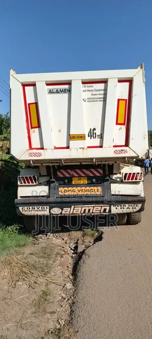 Tippee Trailer