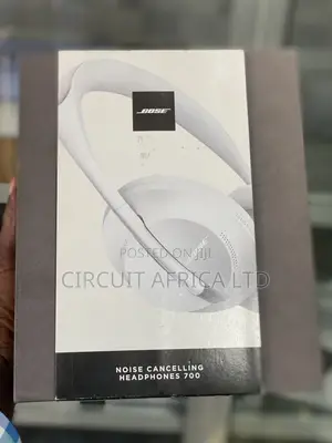 Bose Noise Canceling Headphones 700
