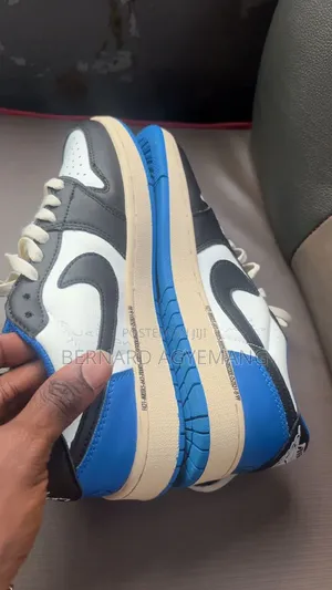Nike Travis