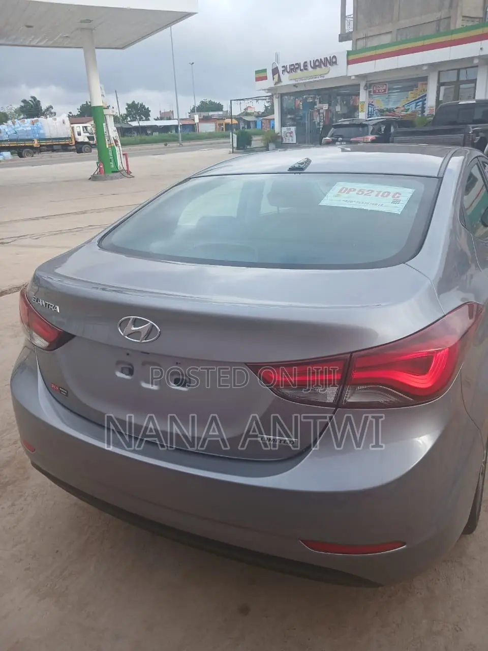 Hyundai Elantra Limited 4dr Sedan (1.8L 4cyl 6A) 2015 Silver