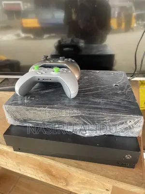 Xbox One X UHD With 20 Plus Games,FOREIGN USE