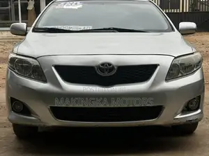 Toyota Corolla S 4dr Sedan (1.8L 4cyl 4A) 2012 Silver