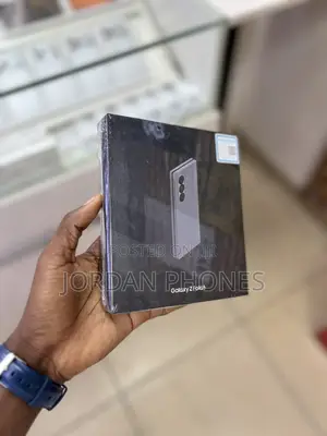 New Samsung Galaxy Z Fold6 256 GB Gray