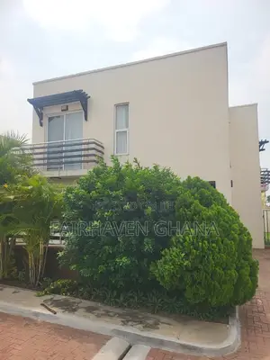 4bdrm Townhouse / Terrace in Fairhaven Properties, Teshie for rent