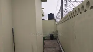 Furnished 3bdrm House in Dansoman Estate for sale