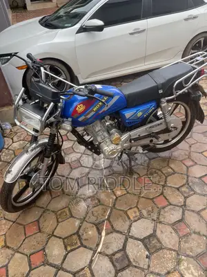 New Royal RY125 2026 Blue