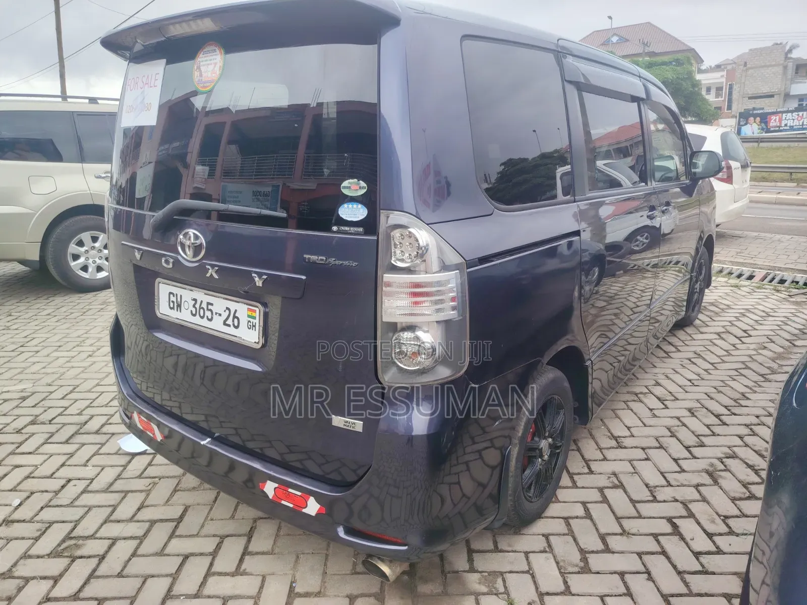 Toyota Voxy 2013 Black