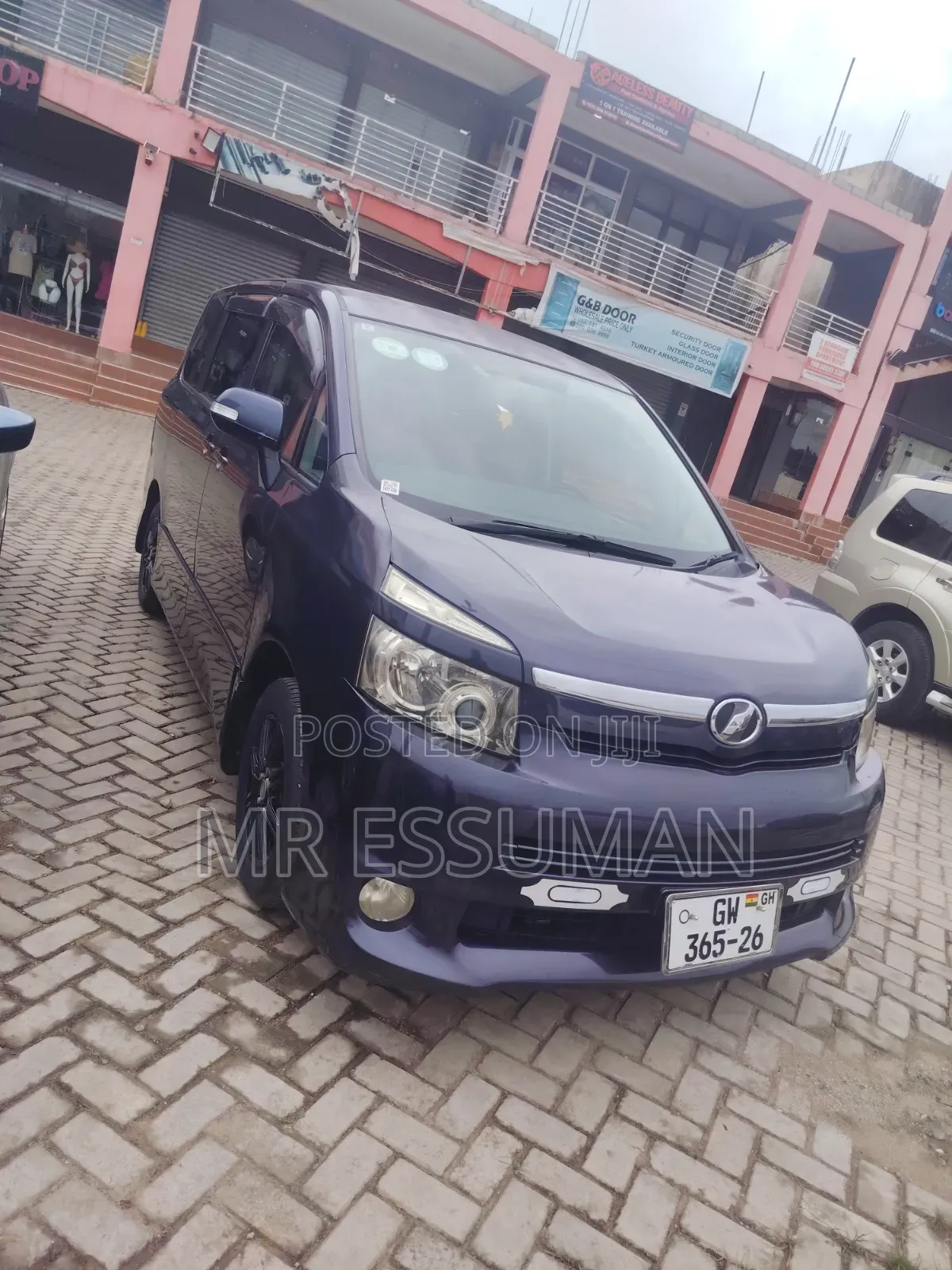 Toyota Voxy 2013 Black