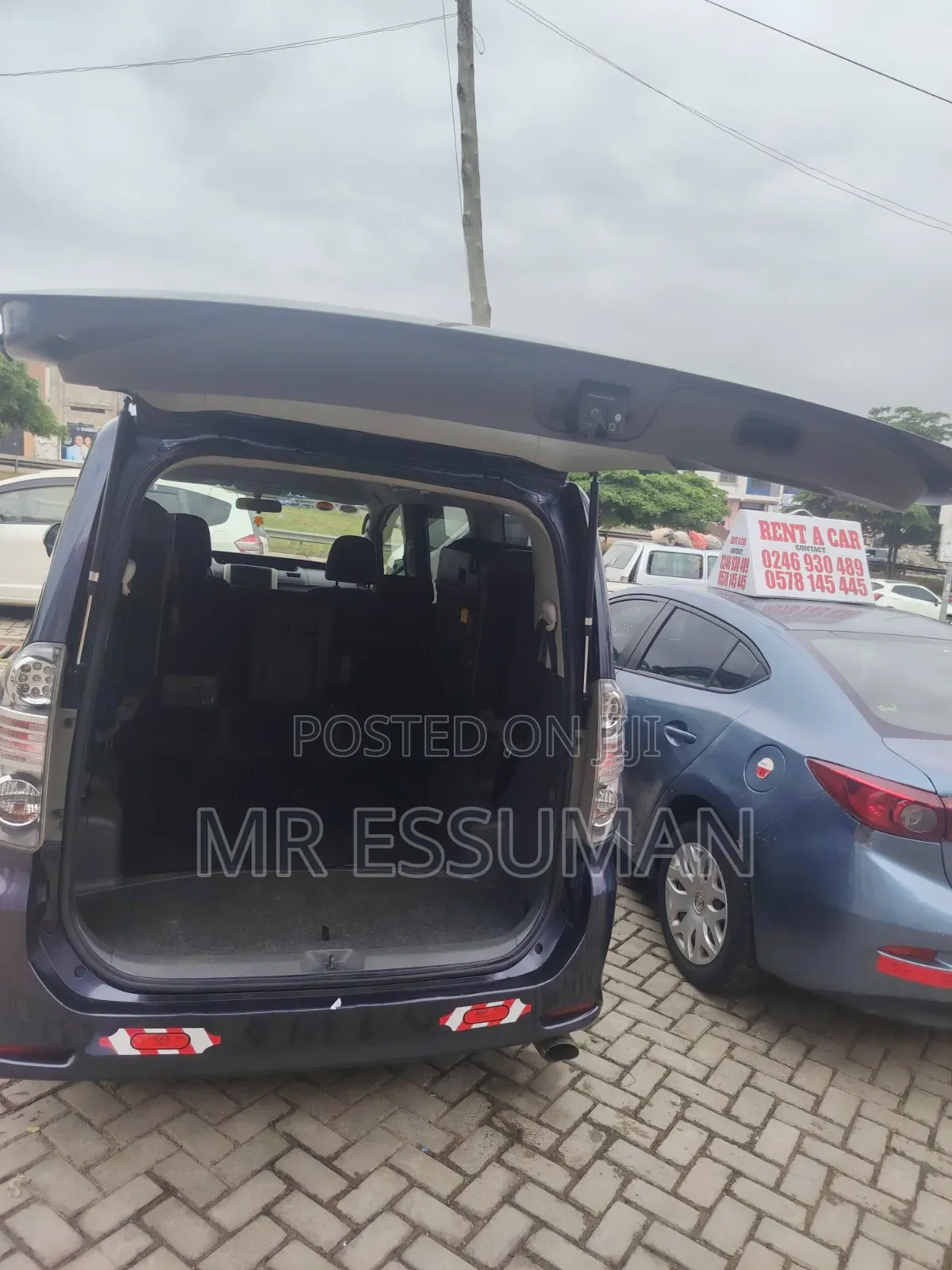 Toyota Voxy 2013 Black