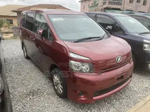 Toyota Voxy 2013 Brown