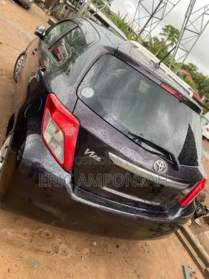 Toyota Vitz 2013 Black