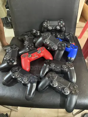 PlayStation 4 Controllers