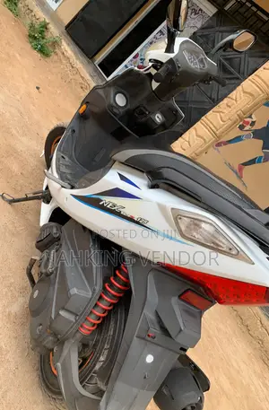 Suzuki GSR 2020 White