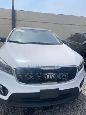 Kia Sorento 4dr SUV 2016 White