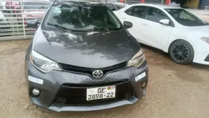 Toyota Corolla 2015 Green