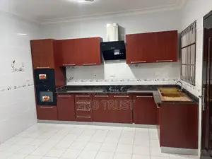 4bdrm Duplex in Adjriganor, Ability for rent