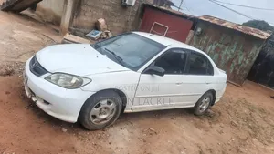 Honda Civic 2012 White