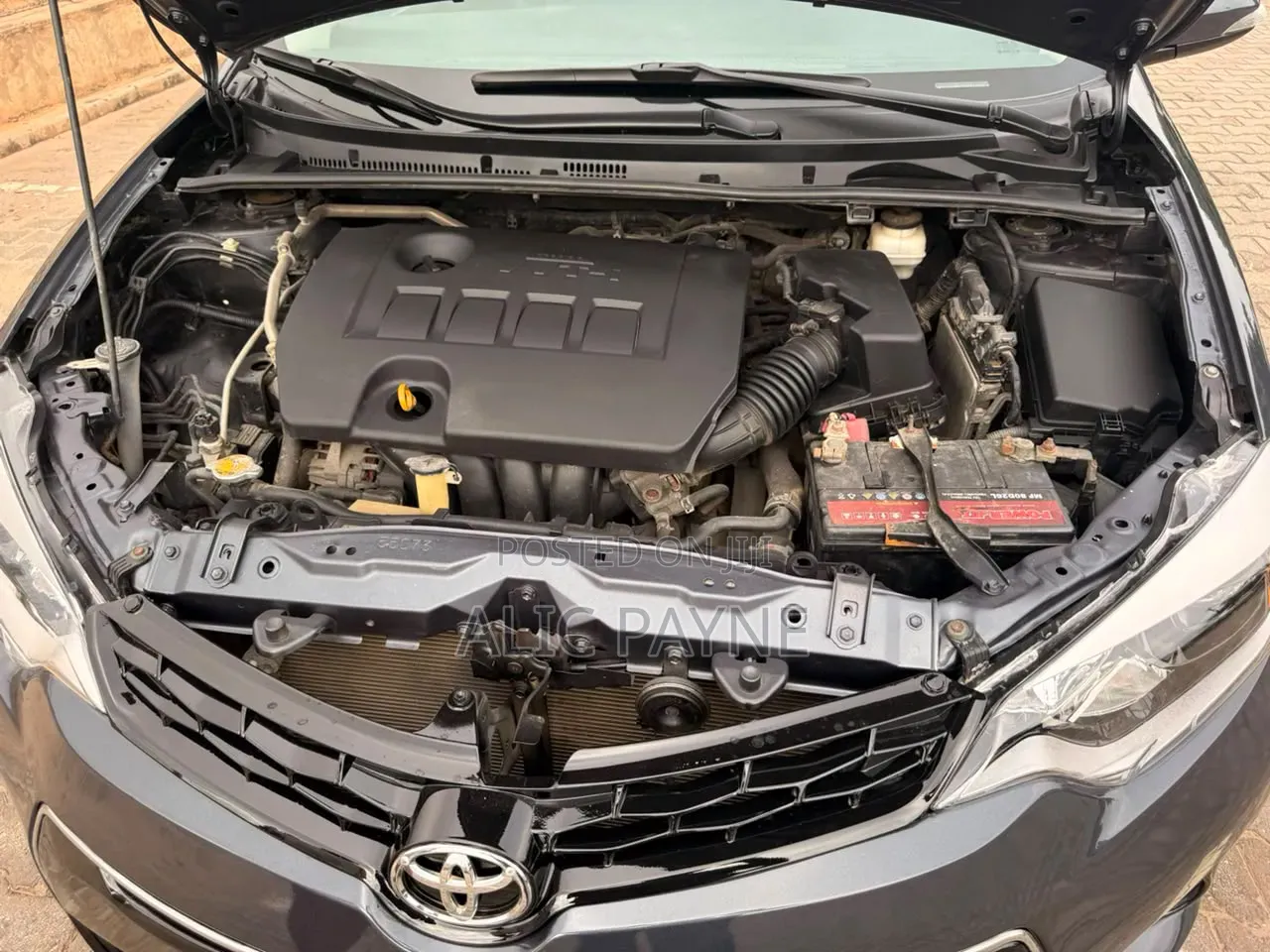 Toyota Corolla S 4dr Sedan (1.8L 4cyl CVT) 2016 Gray