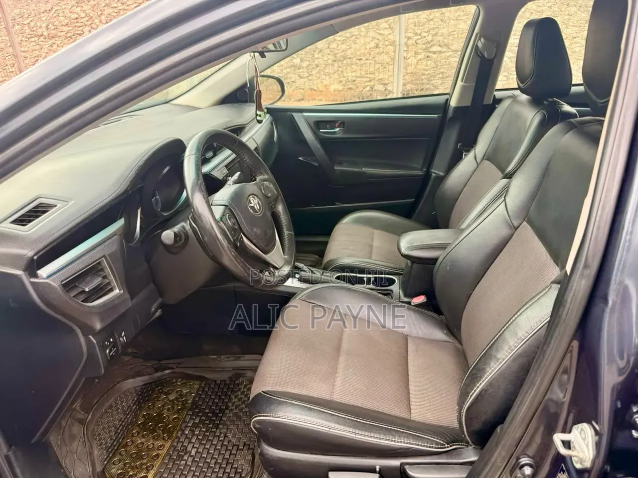 Toyota Corolla S 4dr Sedan (1.8L 4cyl CVT) 2016 Gray