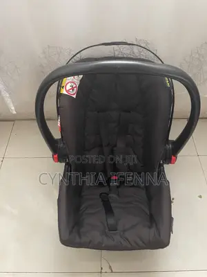 Graco Infant Car Seat – Excellent Condition