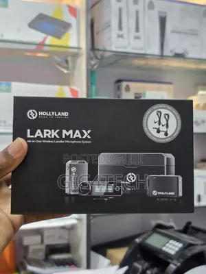 Hollyland Lark Max Duo 2 Person Wireless Microphone