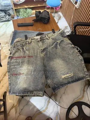 Quality Short Jeans