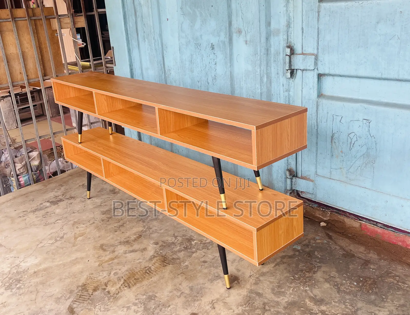 6 Feet Modern TV Stand
