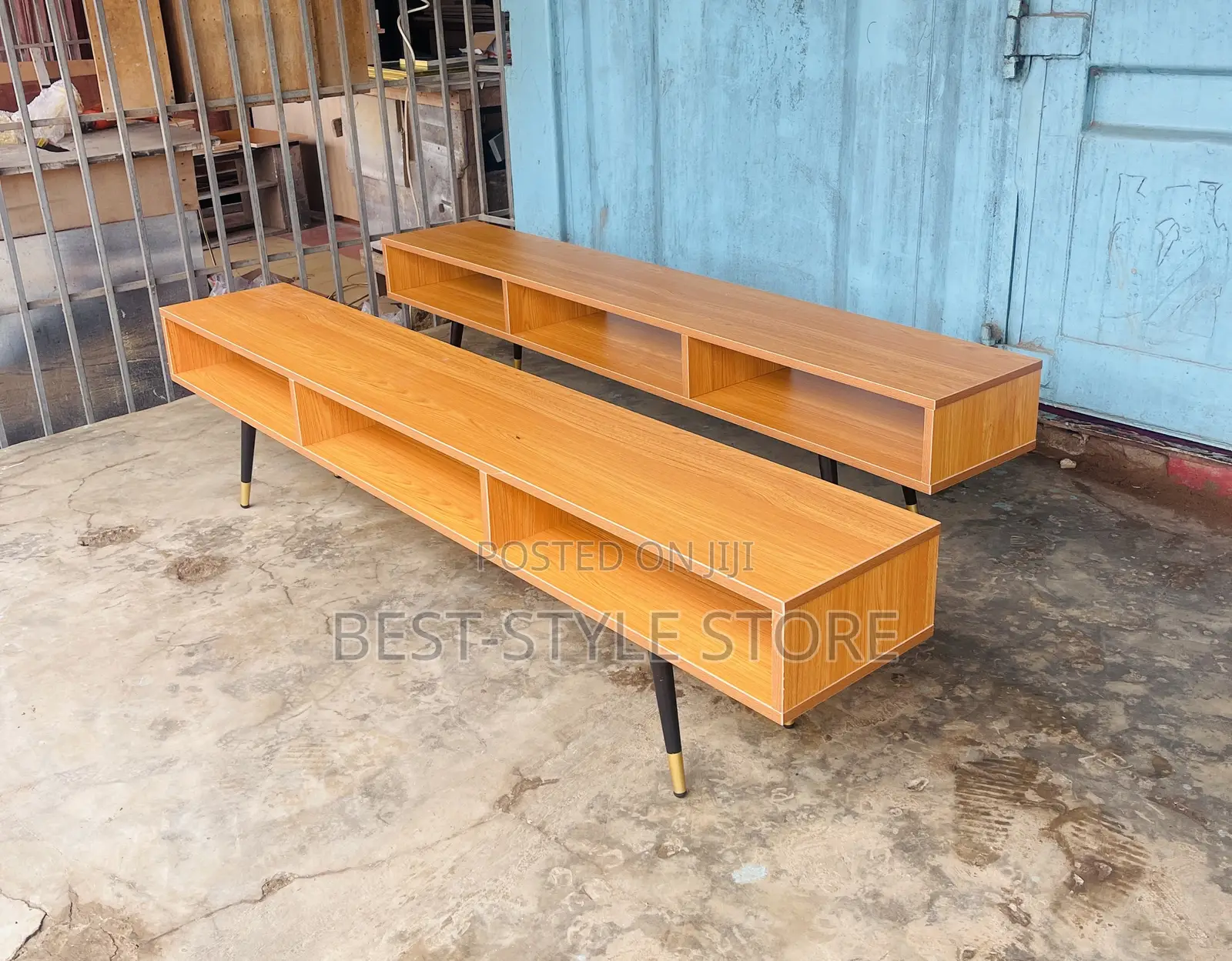 6 Feet Modern TV Stand
