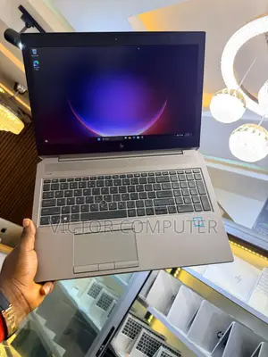 Laptop HP ZBook 15 G5 16GB Intel Core i5 HDD 500GB