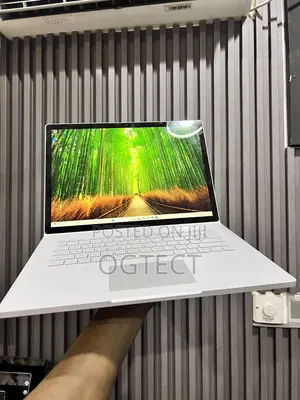 Laptop Microsoft Surface Book 2 16GB Intel Core i7 SSD 256GB