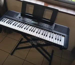 Digital Keyboard PSR -E273