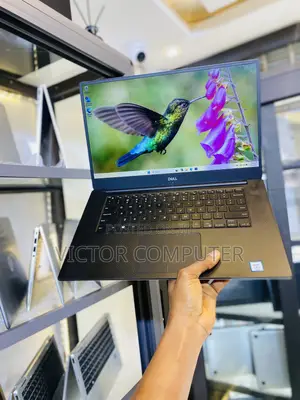 Laptop Dell Precision 5530 8GB Intel Core i5 SSD 256GB