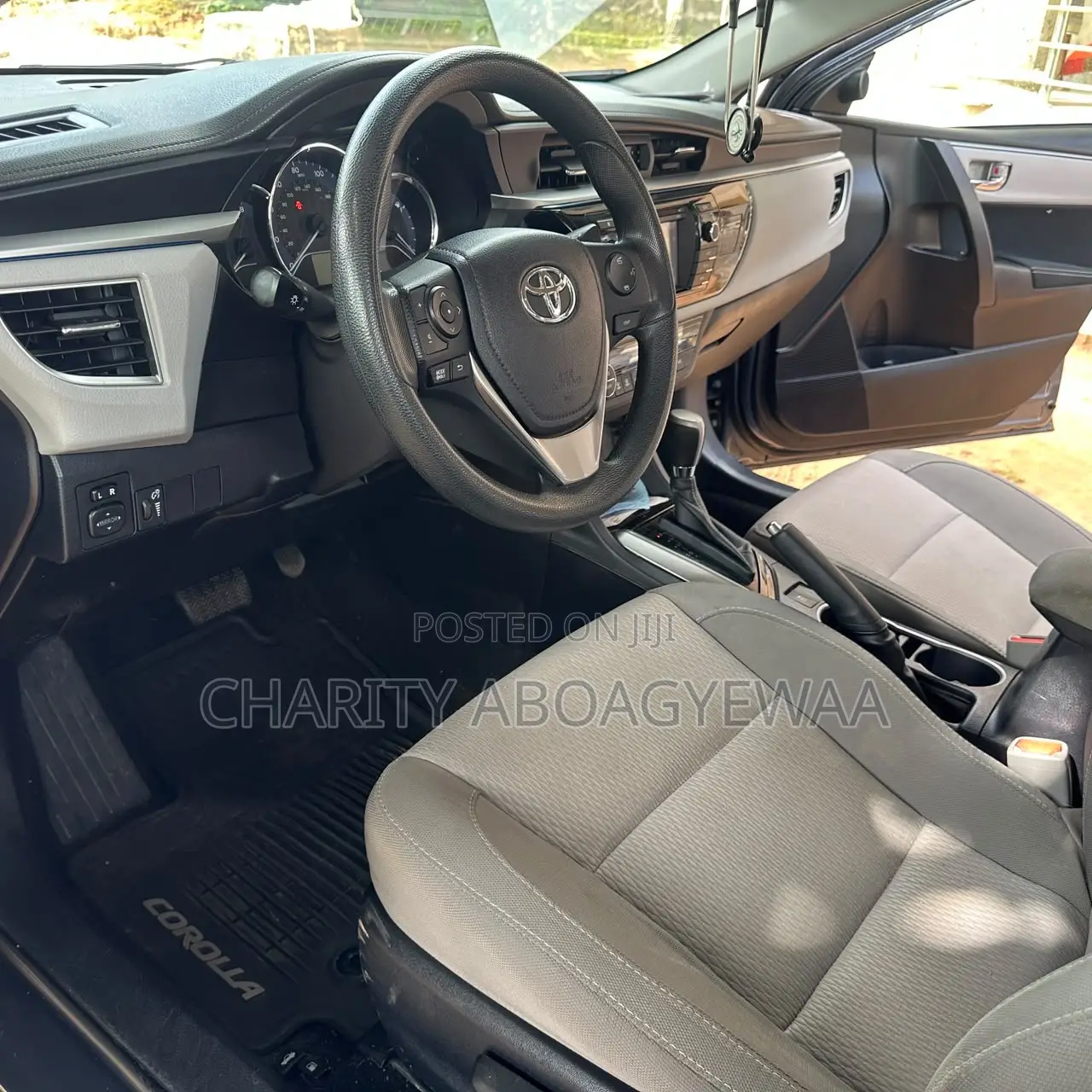Toyota Corolla 2015 Gray