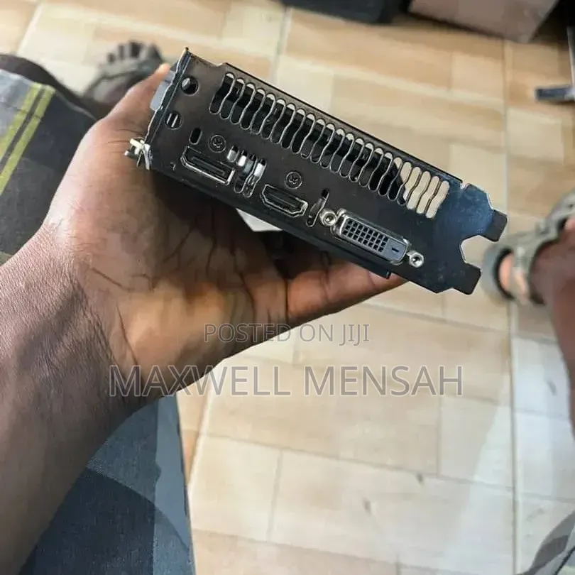 ASUS GTX 1050ti 4gb Ddr5