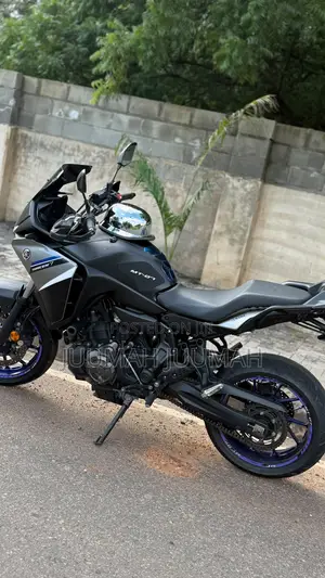 Yamaha 2024 Black