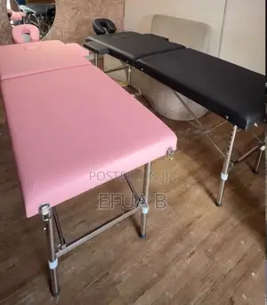 Pink Lash / Massage Bed