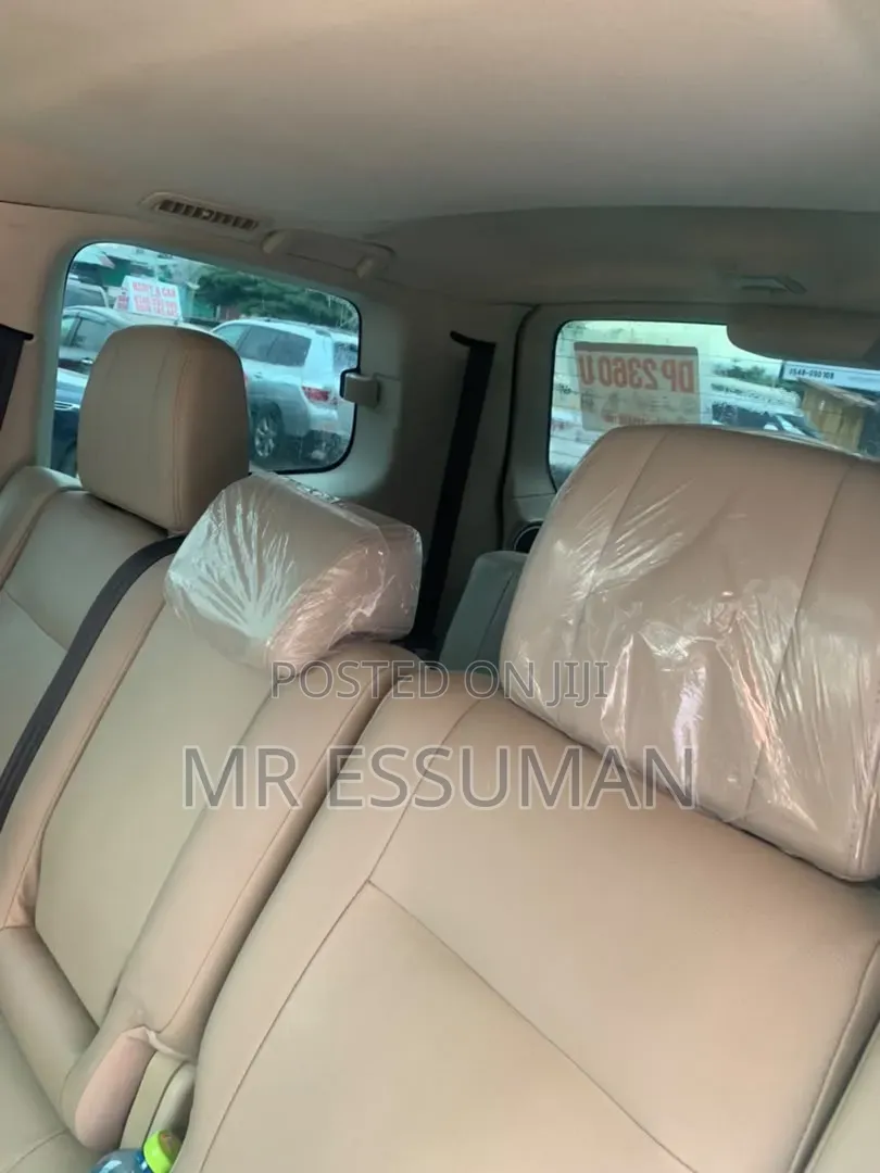 Mitsubishi Pajero 2018 Beige