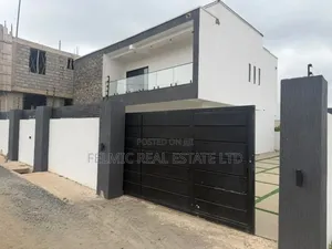 4bdrm Duplex in Felmic Real Estate, Accra Metropolitan for sale