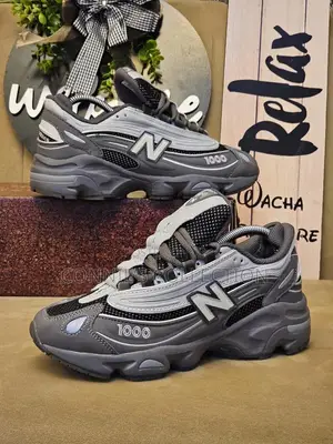 New Balance 1000